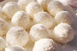Coconut Snowballs Magic