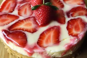Strawberry Swirl Cheesecake
